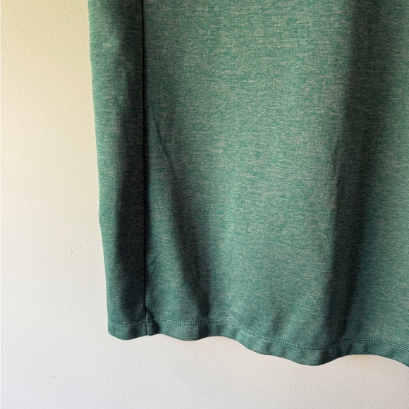 Oakley Sleeveless Polo Top Green pink Athletic Golf Shirt Size Large - Picture 2 of 7